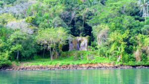 Descubra as ruínas de Guarujá