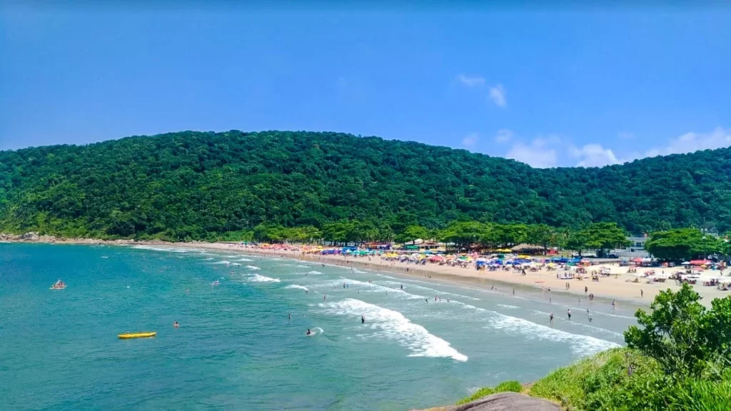 Praia do Guaiúba é um paraíso escondido no Guarujá