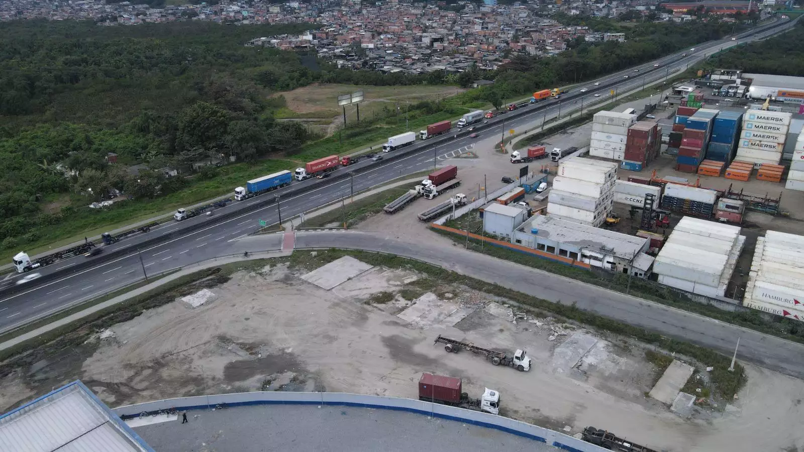 Governo Federal Cede Áreas Estratégicas em Guarujá para Megaexpansão Viária do Porto de Santos